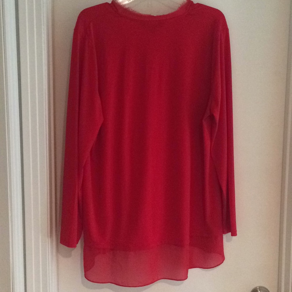 Blouse - Picture 2 of 3